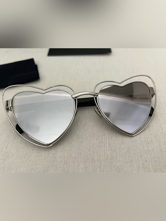 Saint Laurent LouLou Mirror Metal Heart Sunglasses main image 4